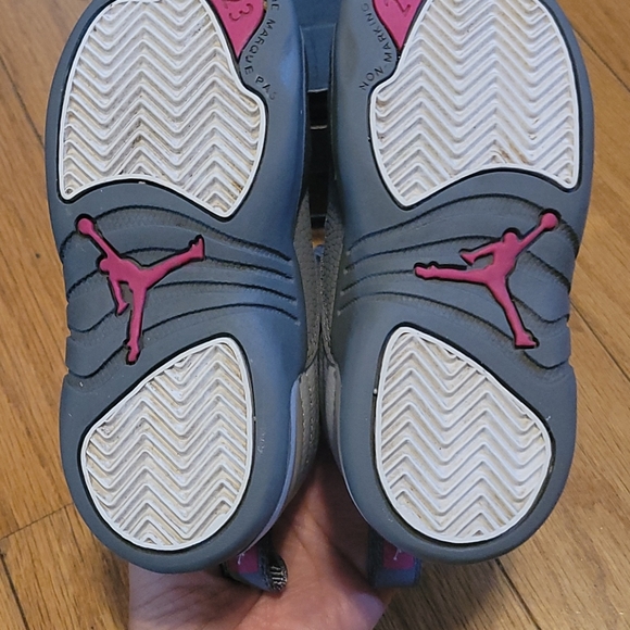 Retro 12 - Picture 4 of 10